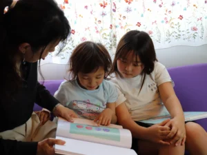 gallery_artist-book_05